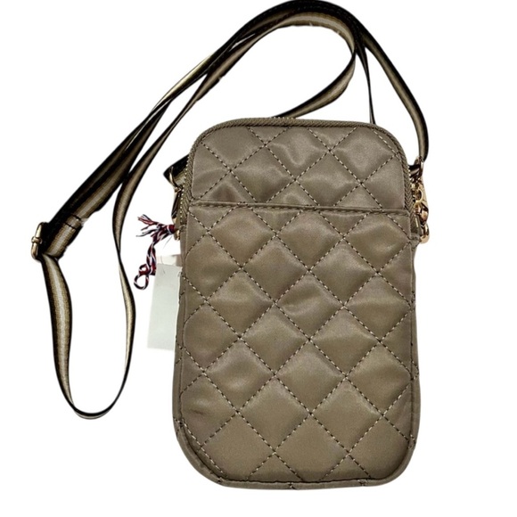 Urban Fit by Urban Expressions Quilted Small Crossbody 8” x 5” Size x 2” - Picture 4 of 8